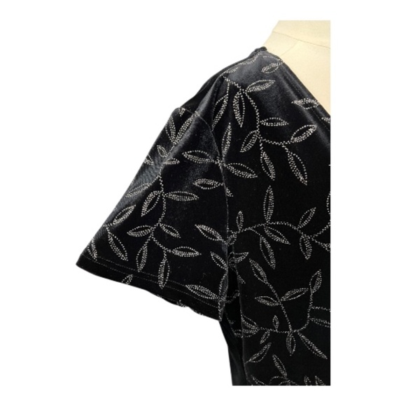 ✨ EUC KATHIE LEE COLLECTION Black Silver Metallic Velour Dress | Sz XL - Picture 6 of 12